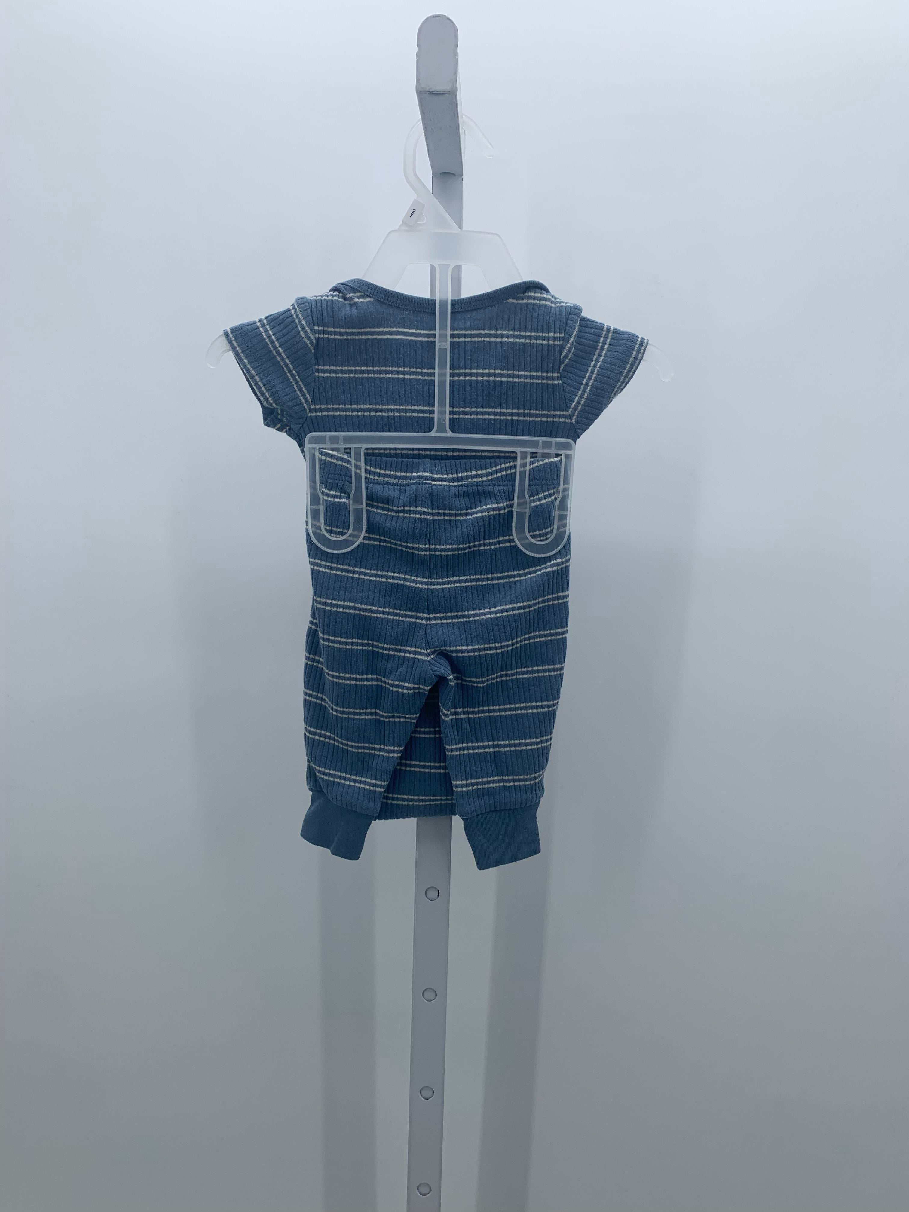 WHITE STRIPES RIBBED SHIRT AND PANTS