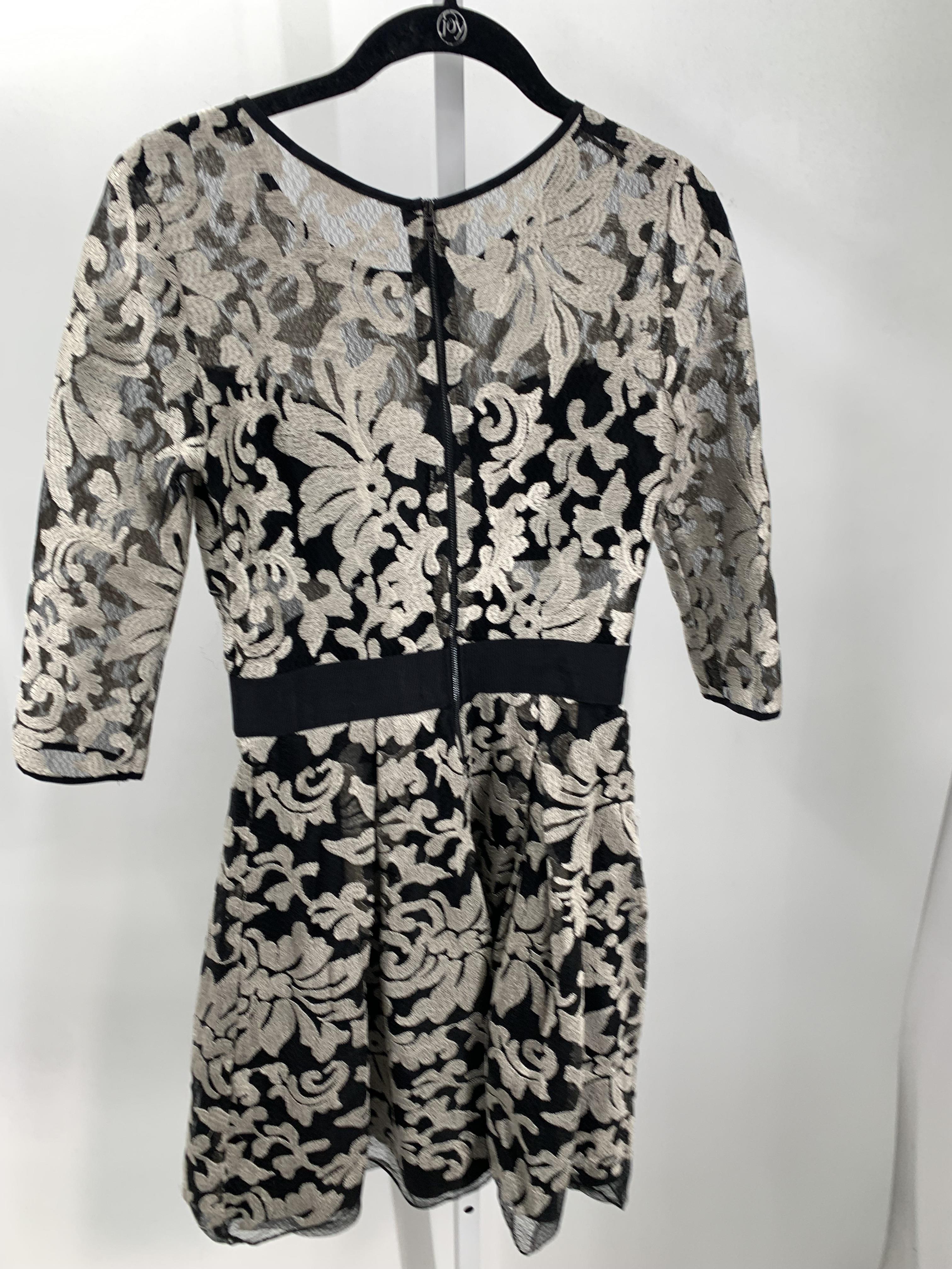 Size 4 Misses 3/4 Sleeve Dress