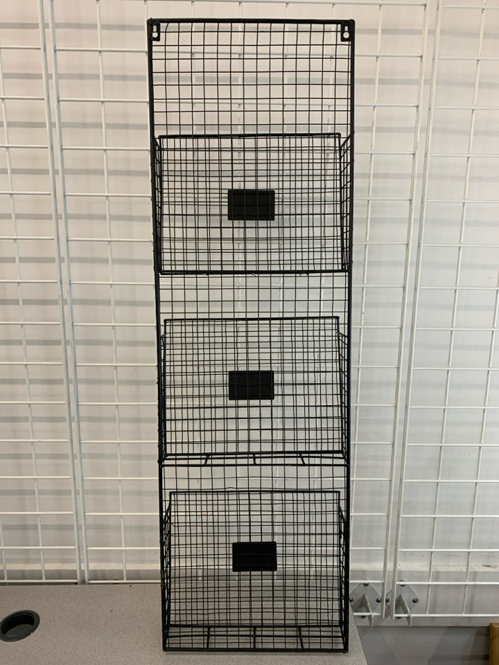 BLACK WIRE WALL MAGAZINE/ MAIL RACK.