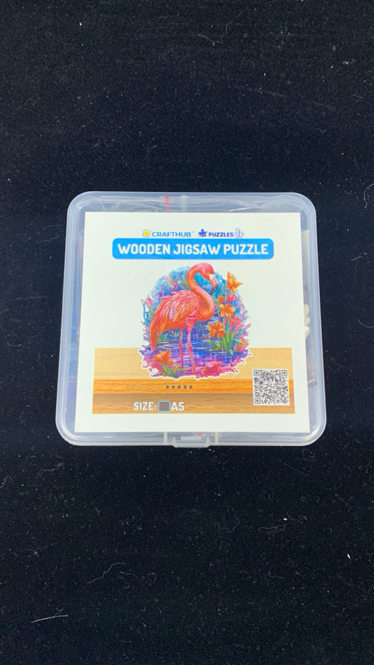 NIB WOODEN JIGSAW PUZZLE FLAMINGO.