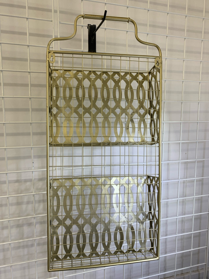 GOLD METAL WALL ORGANIZER W/2 SLOTS & HANDLE.