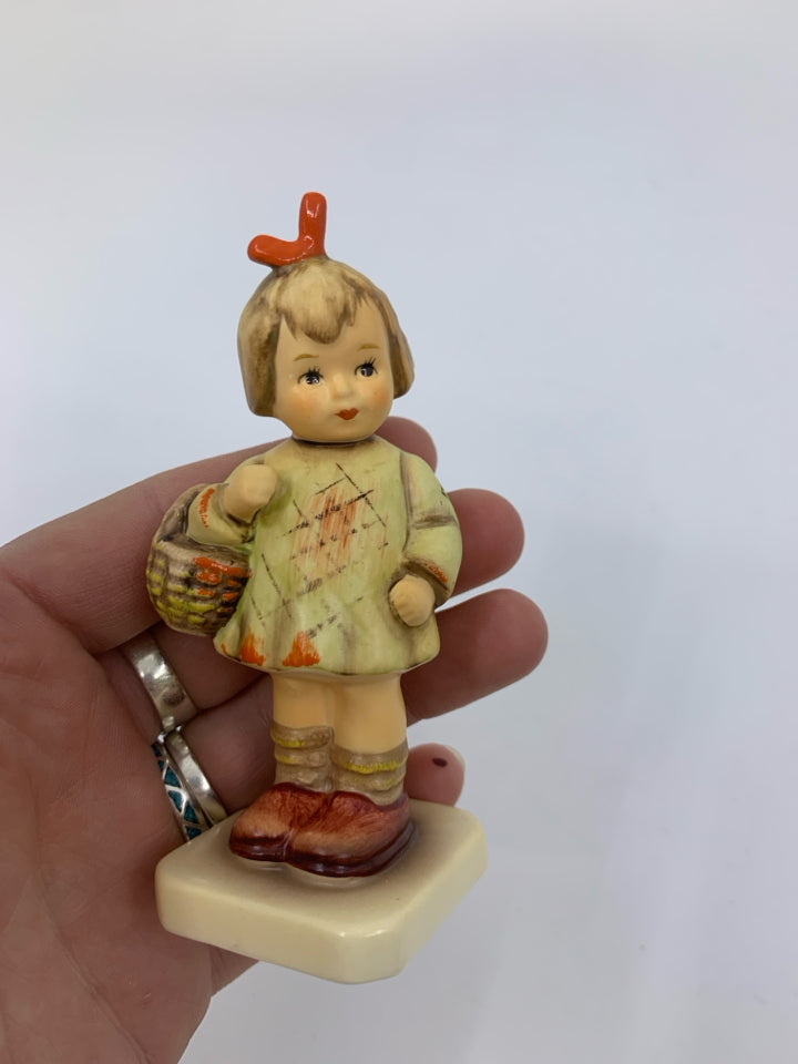 VTG I BROUGHT YOU A GIFT #479 CLUB EDITION.