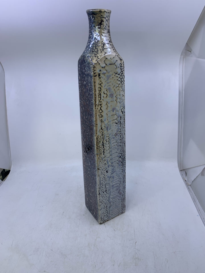 CERAMIC IRIDESCENT SNAKE SKIN PATTERN TALL VASE.