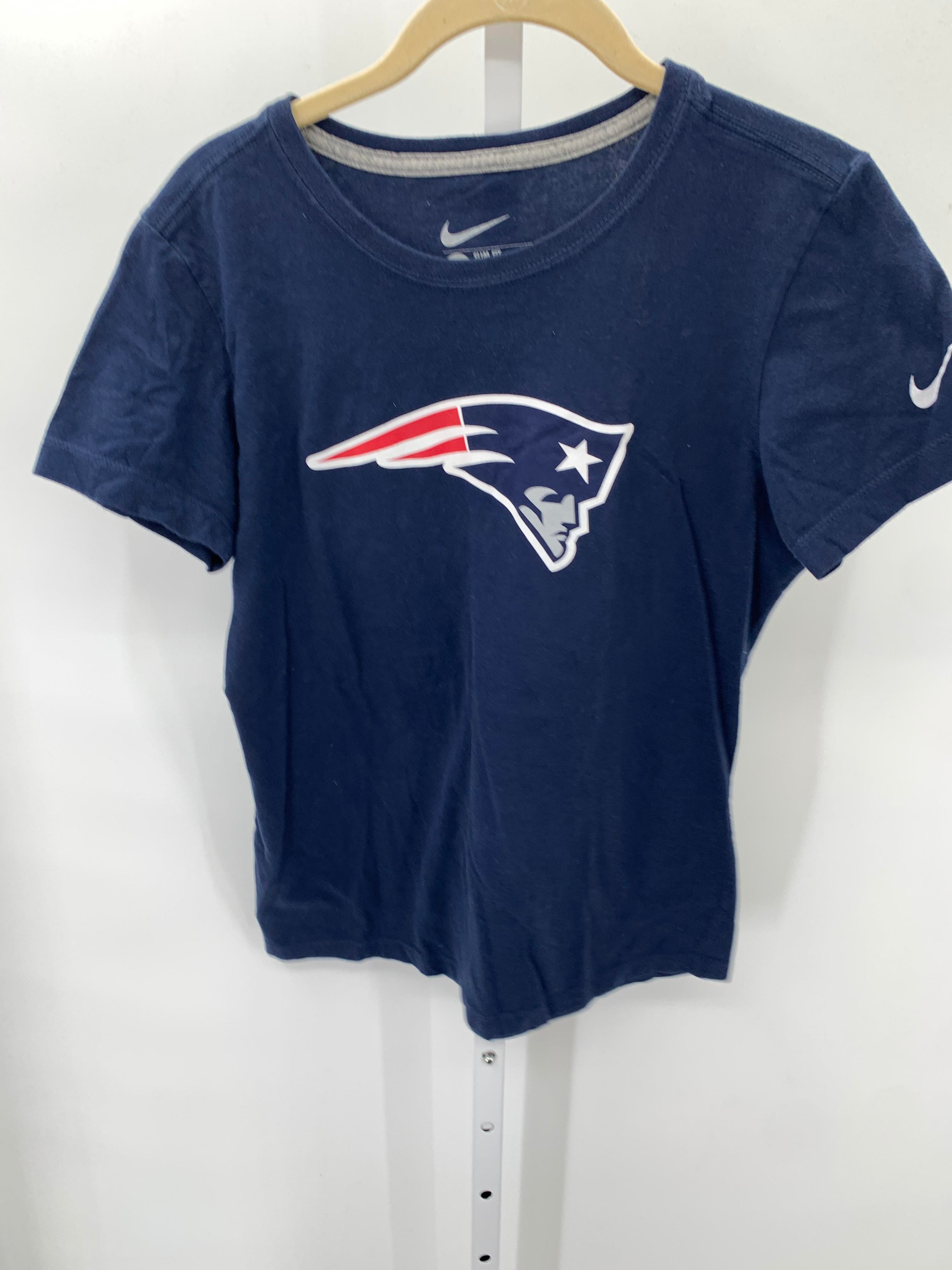 Nike Size Large Misses Short Sleeve Shirt