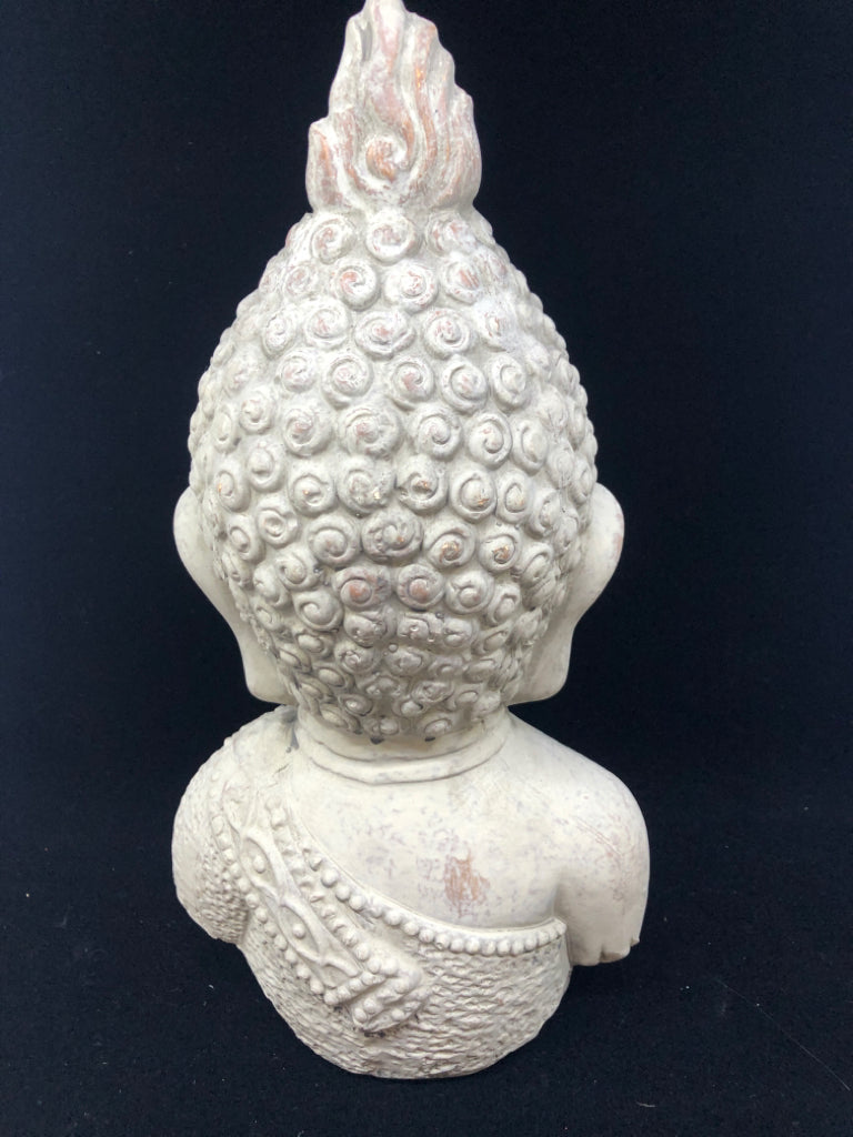 STONE BUDDHA HEAD STATUE.