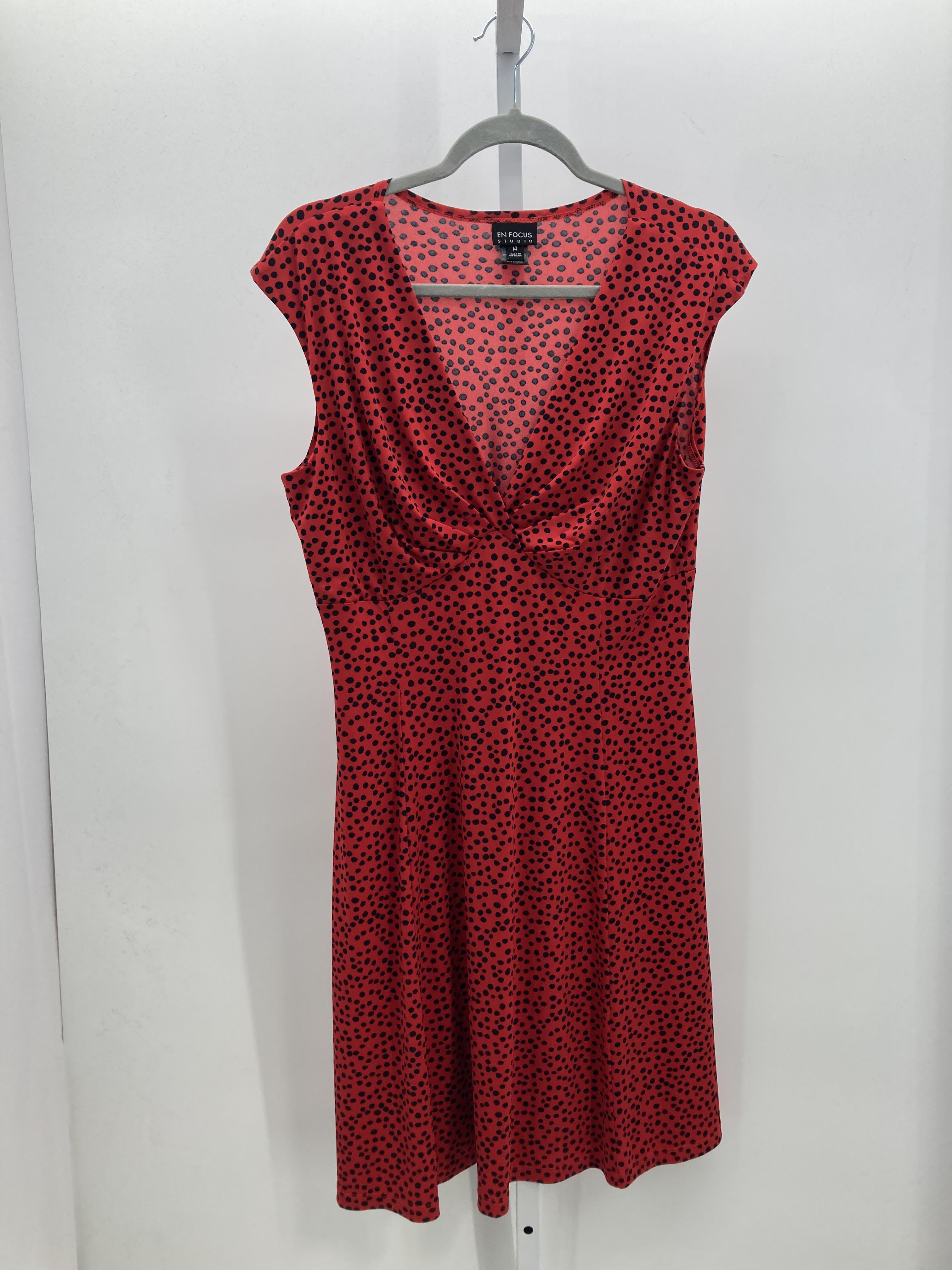 Size 14 Misses Sleeveless Dress