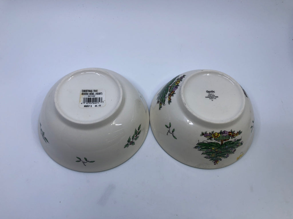2 SPODE CHRISTMAS TREE "FRIEND" GREEN EDGE BOWLS.