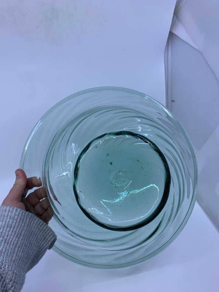 LARGE GREEN GLASS CENTERPIECE BOWL.