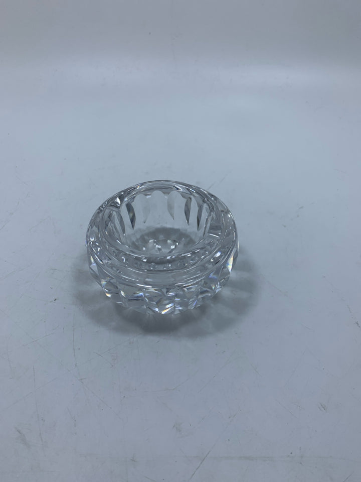 VTG CUT CRYSTAL ASHTRAY.