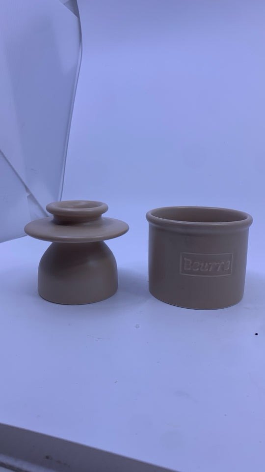 TAN CERAMIC BUTTER BELL.