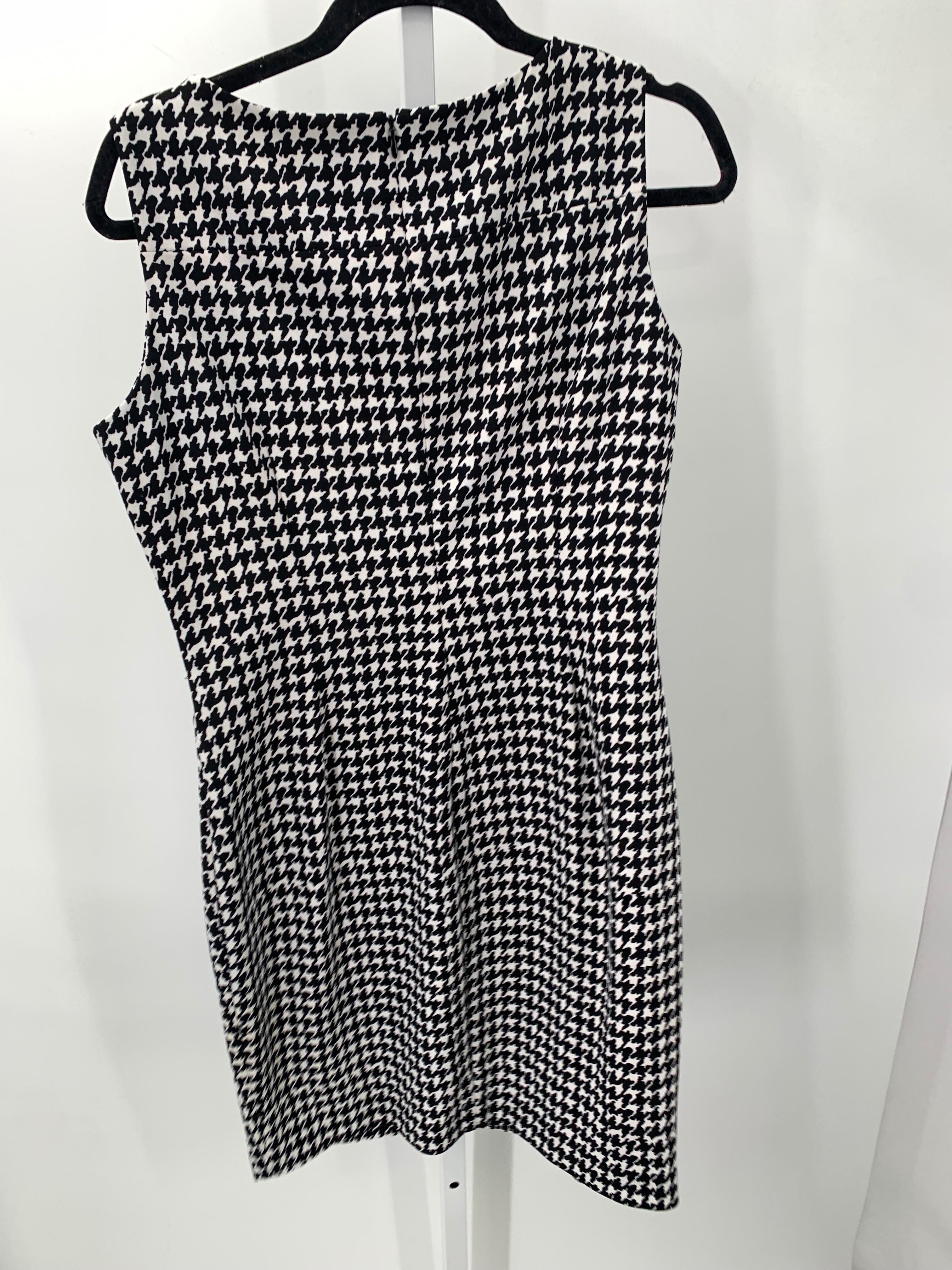 Calvin Klein Size 12 Petite Petite Sleeveless Dress
