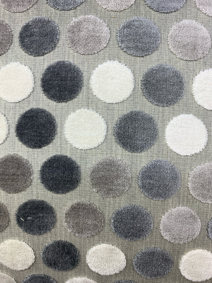 GREYS/WHITE POLKA DOT PILLOW.