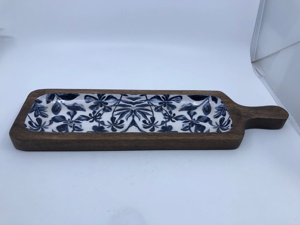 WOODEN TRAY W/BLUE FLOWERS.