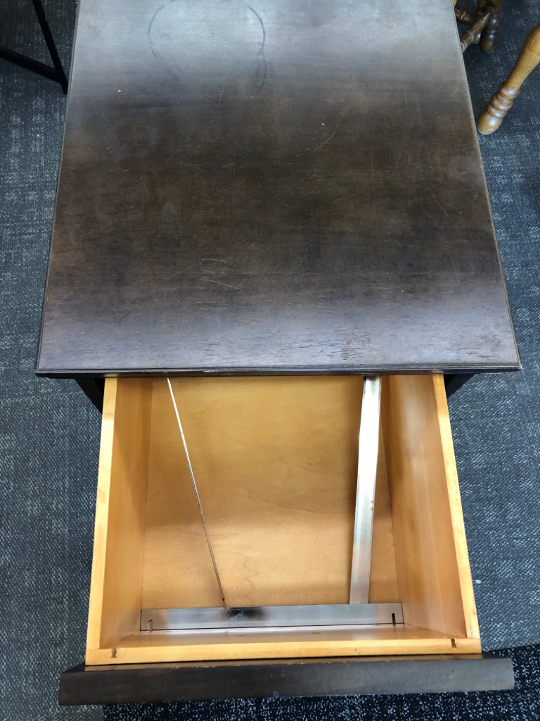 DARK WOOD 2 DRAWER FILING CABINET.