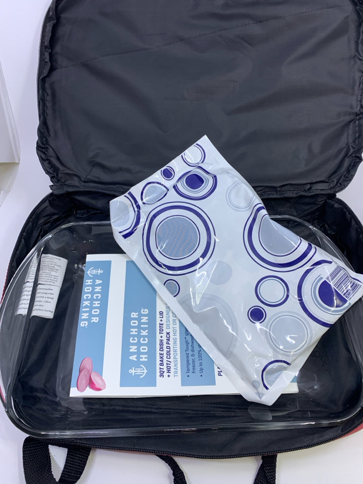 3QT BAKE DISH W/TOTE,LID & HOT/COLD PACK.