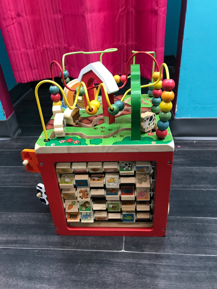 Battat Wooden Activity Cube - Farm