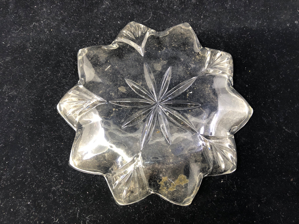 FLOWER GLASS BOWL.