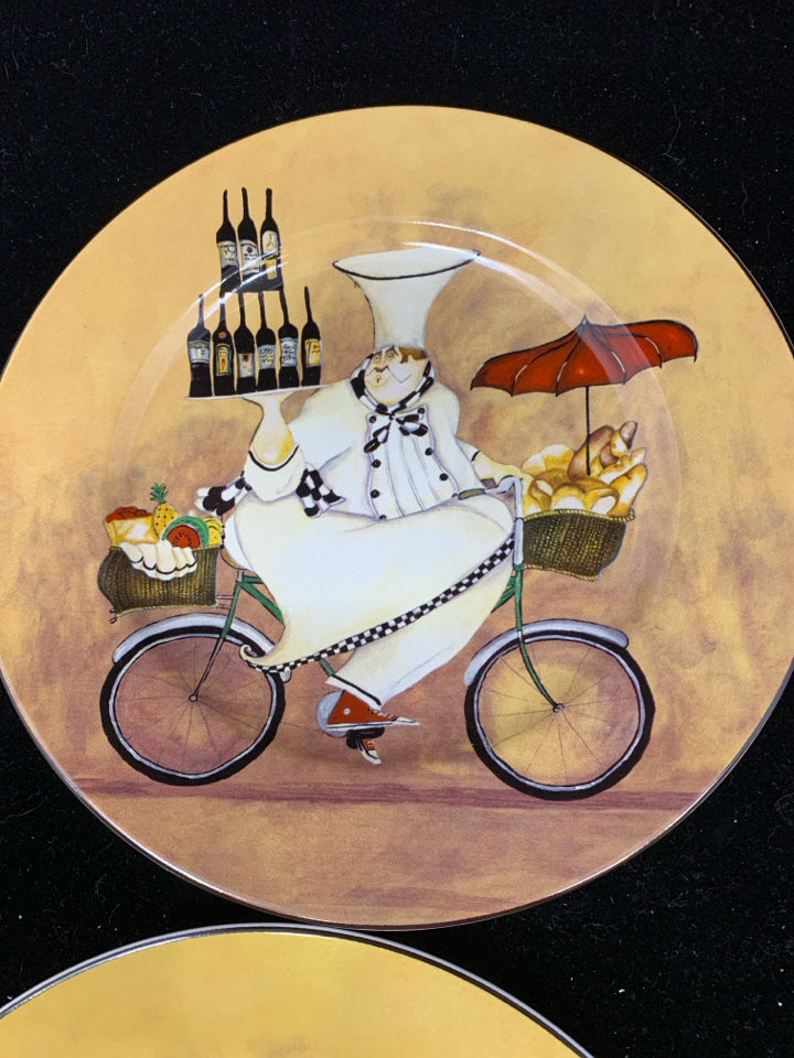 4 CHEFS TOGO SALAD/DESSERT PLATES.