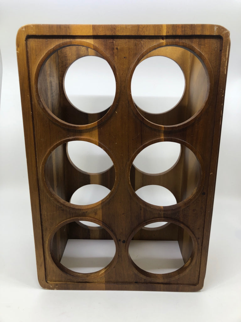 6 SECTION WOODEN WINE RACK.
