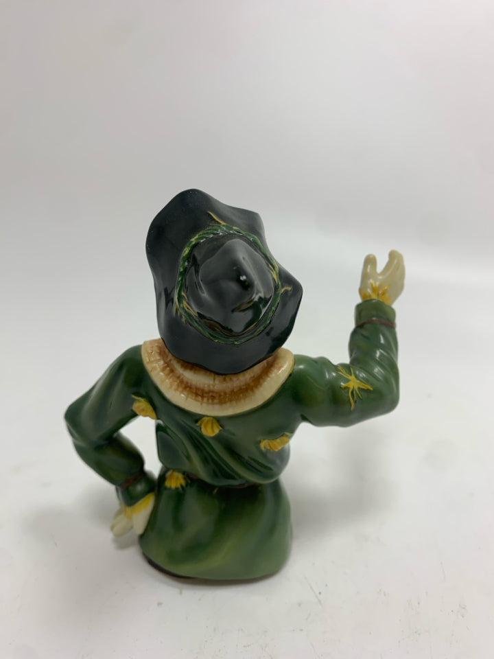 WIZARD OF OZ SCARECROW CERAMIC SNUFFER FIGURINE.