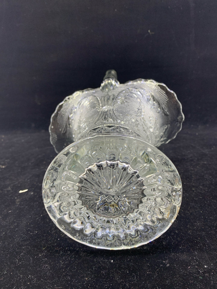 FLORAL/FEATHER PATTERN GLASS BASKET.