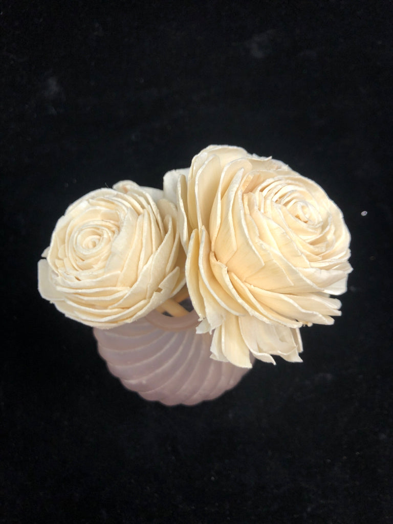 SWIRL PINK FROSTED VASE W/FOAM FLORALS.