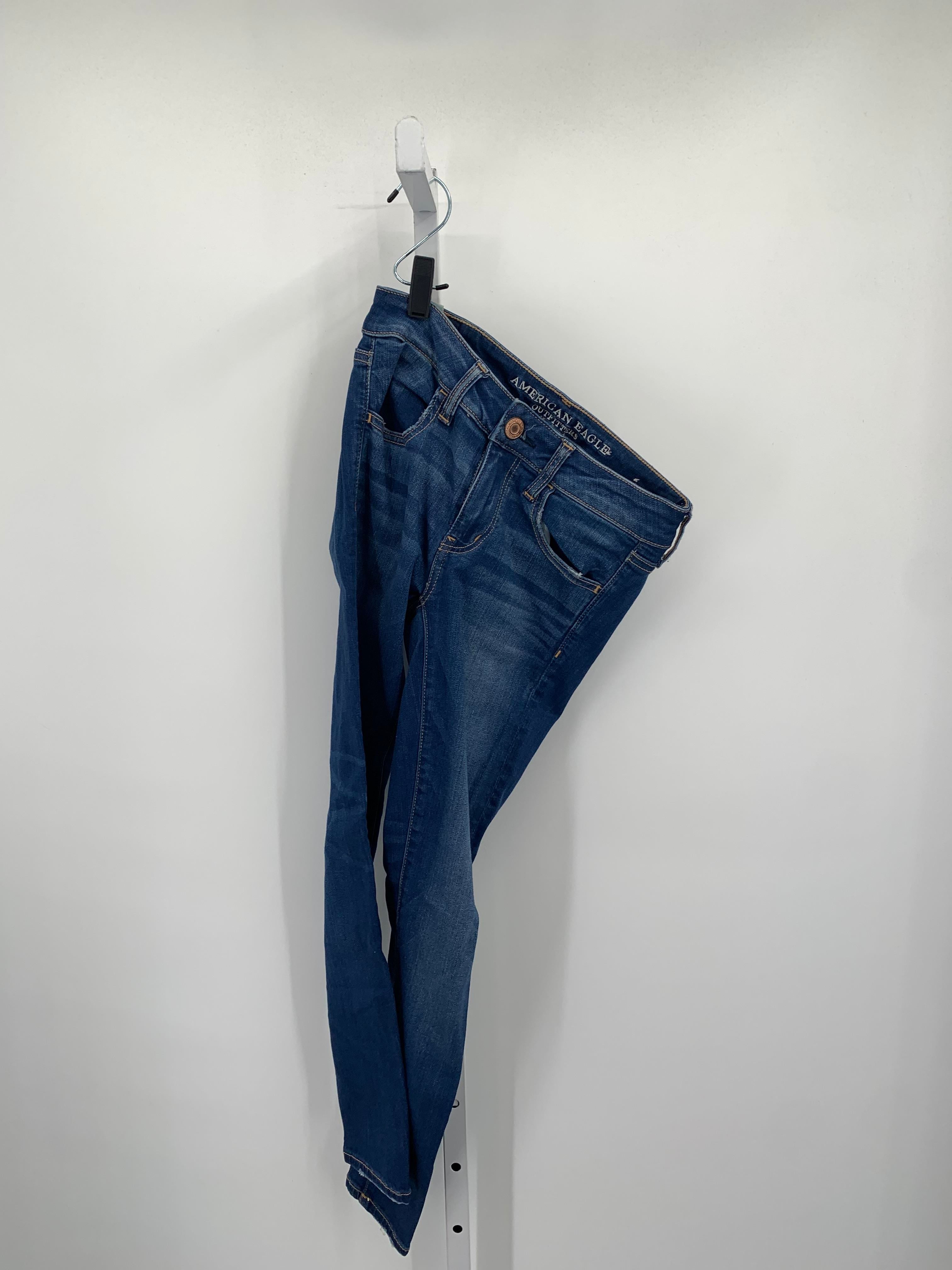 American Eagle Size 2 Short Juniors Jeans