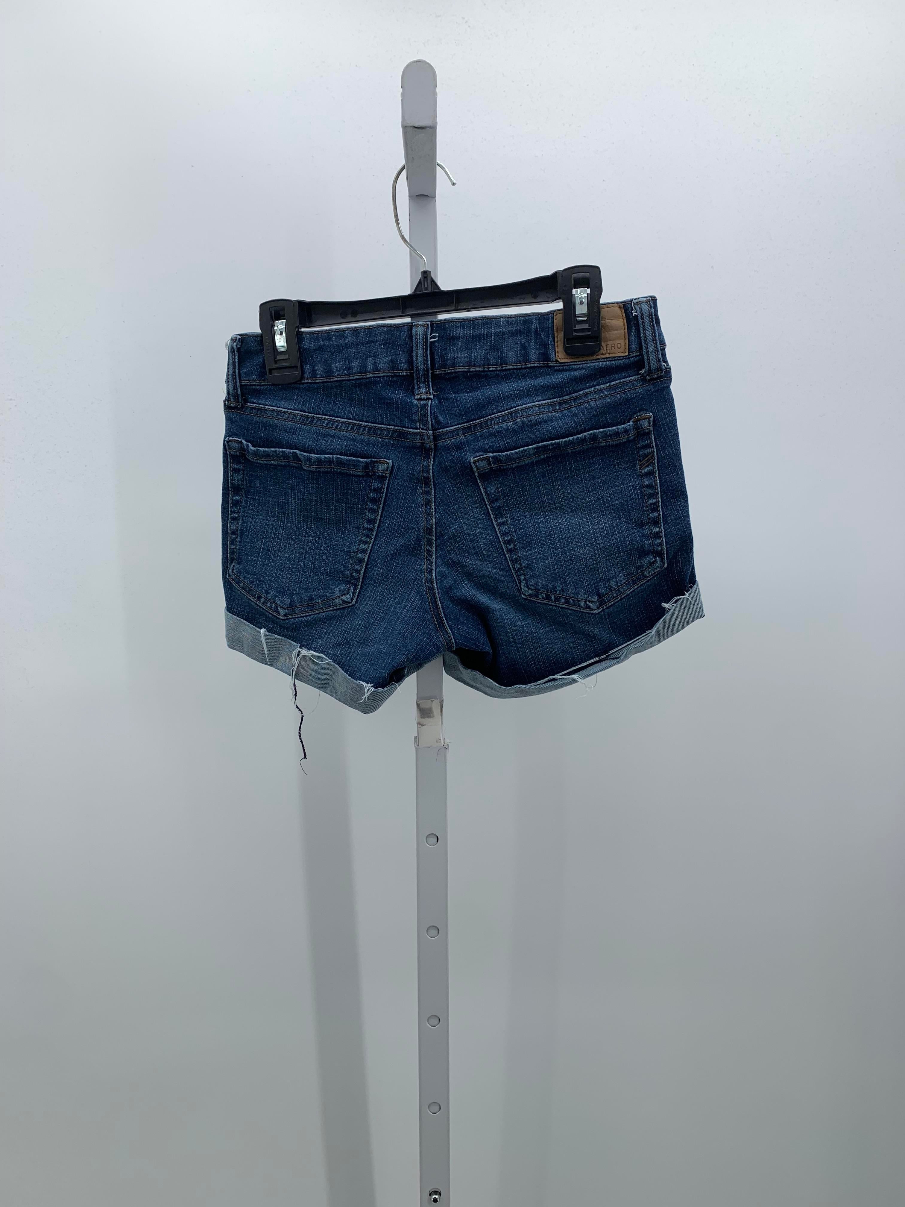 Aero Size 0 Juniors Shorts