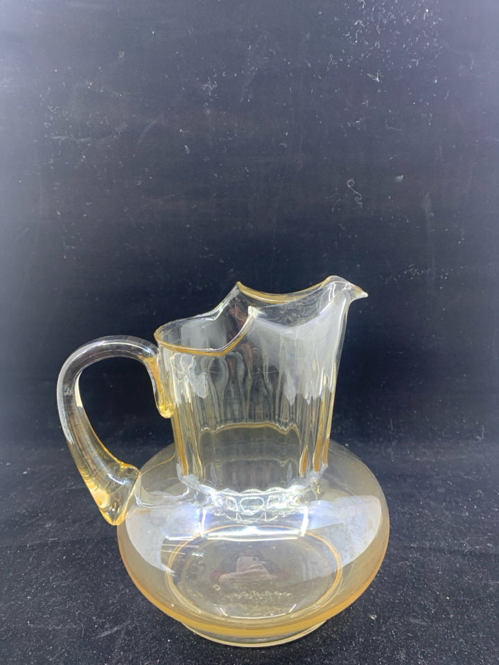 VTG ROUND BOTTOM PITCHER WITH ICE LIP.