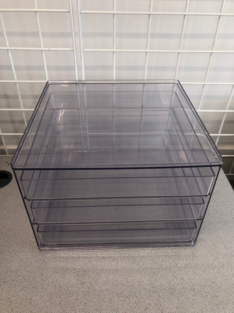 3-DRAWER ACRYLIC ORGANIZER.