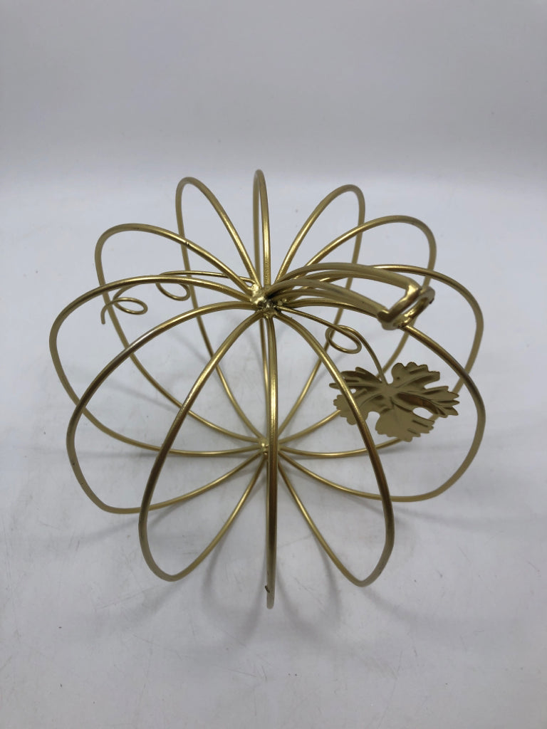 GOLD METAL PUMPKIN.