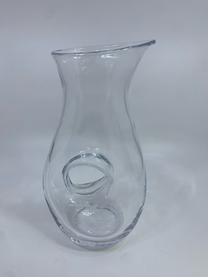 CLEAR GLASS "DONUT HOLE" DECANTER.