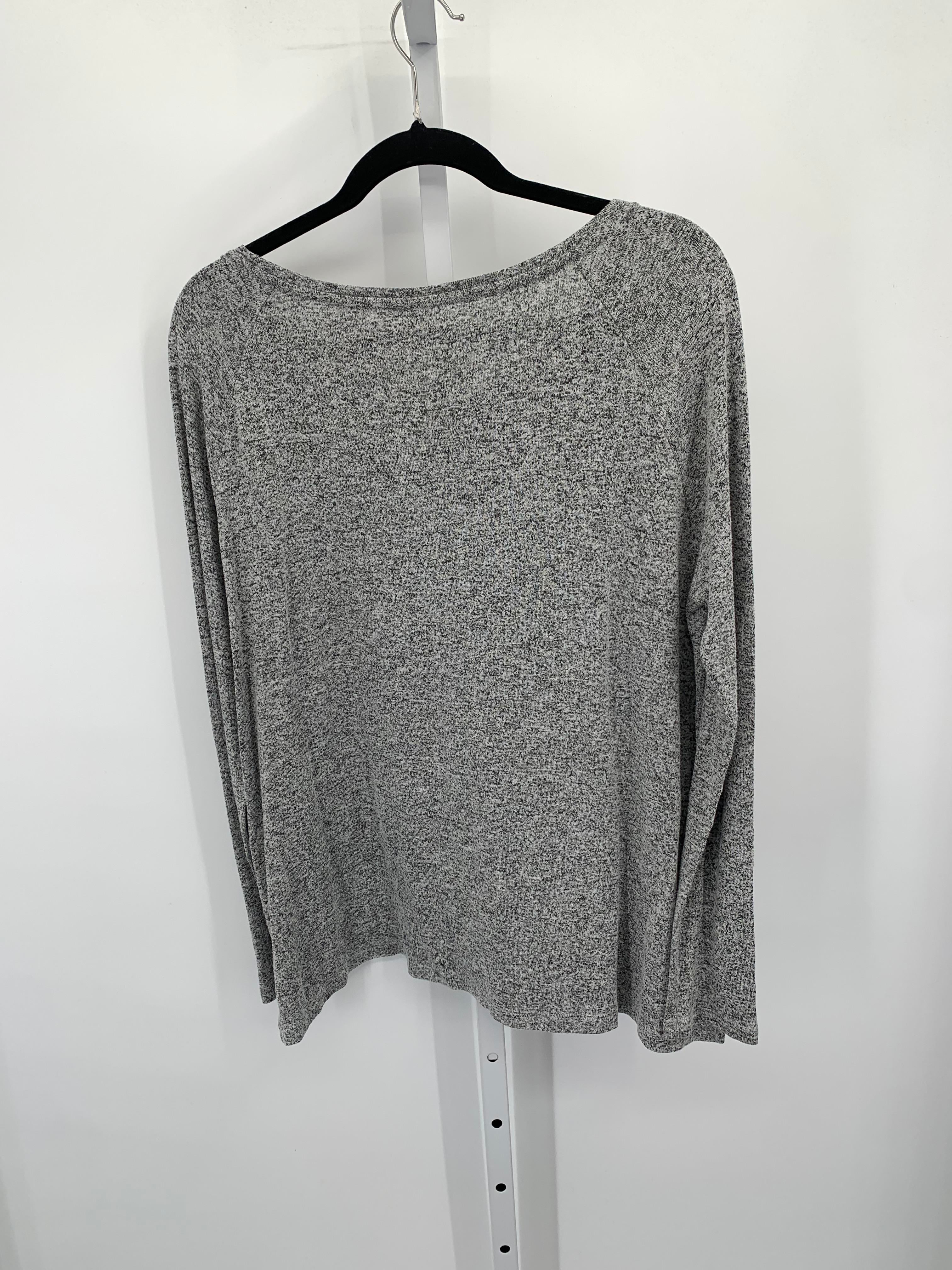 Old Navy Size Medium Misses Long Sleeve Shirt