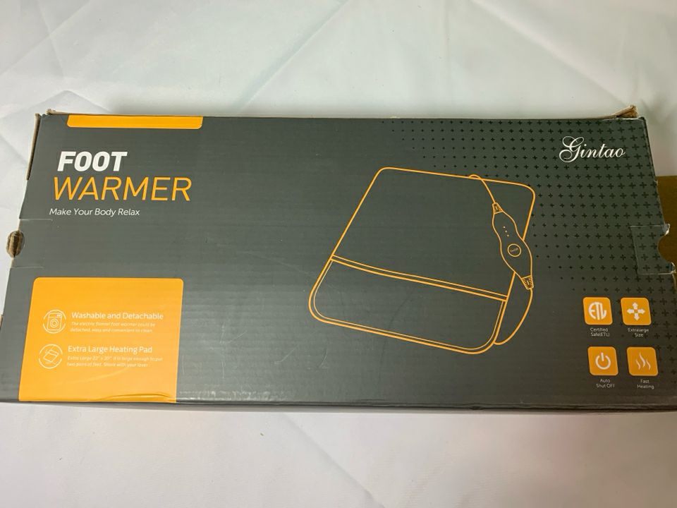 NIB FOOT WARMER HEATING PAD