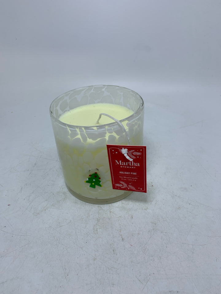 NEW MARTHA STEWART HOLIDAY PINE SOY CANDLE.