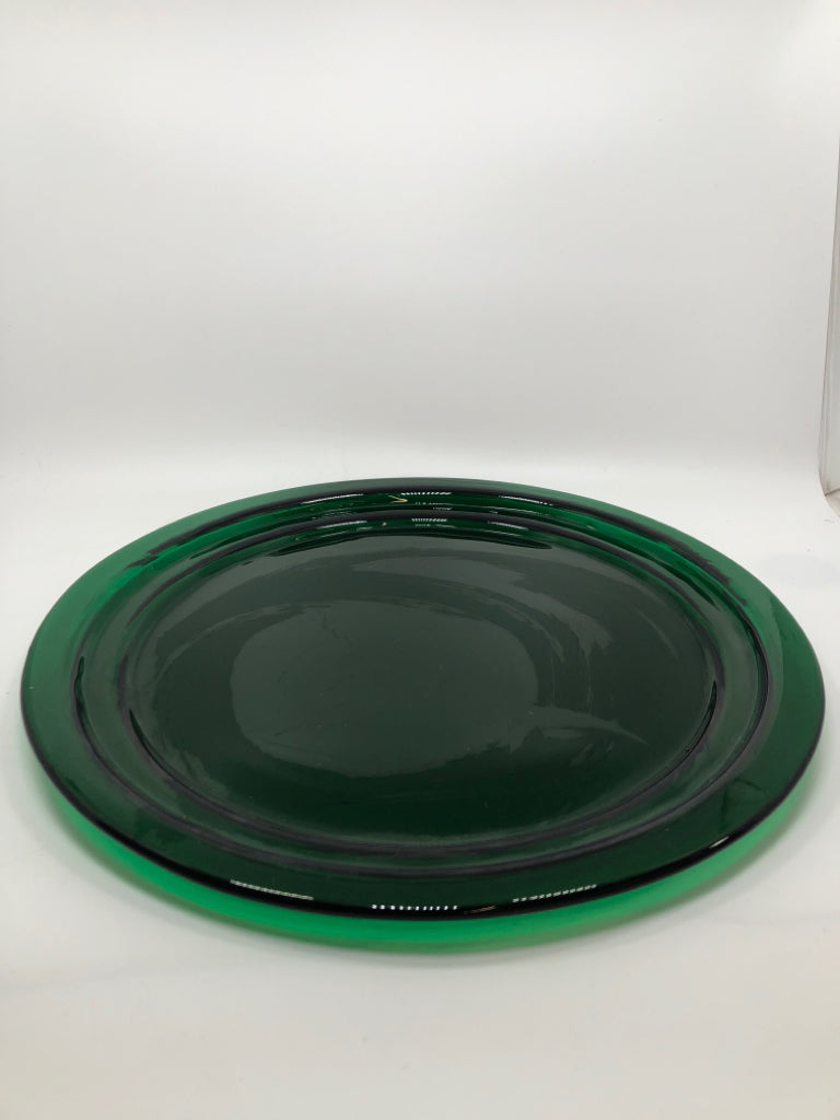 GREEN GLASS SERVING PLATTER.