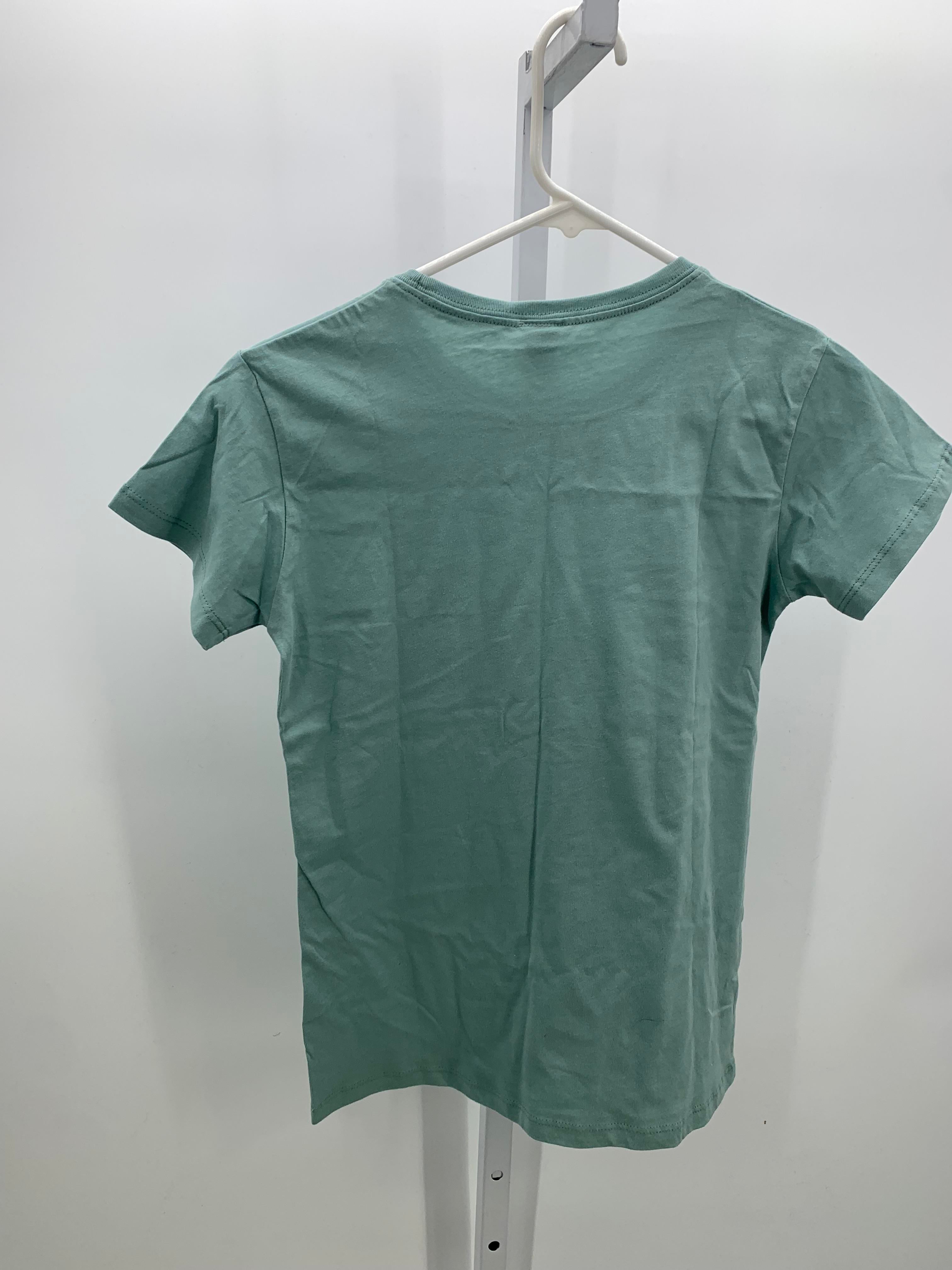 Size Medium Juniors Short Sleeve Shirt