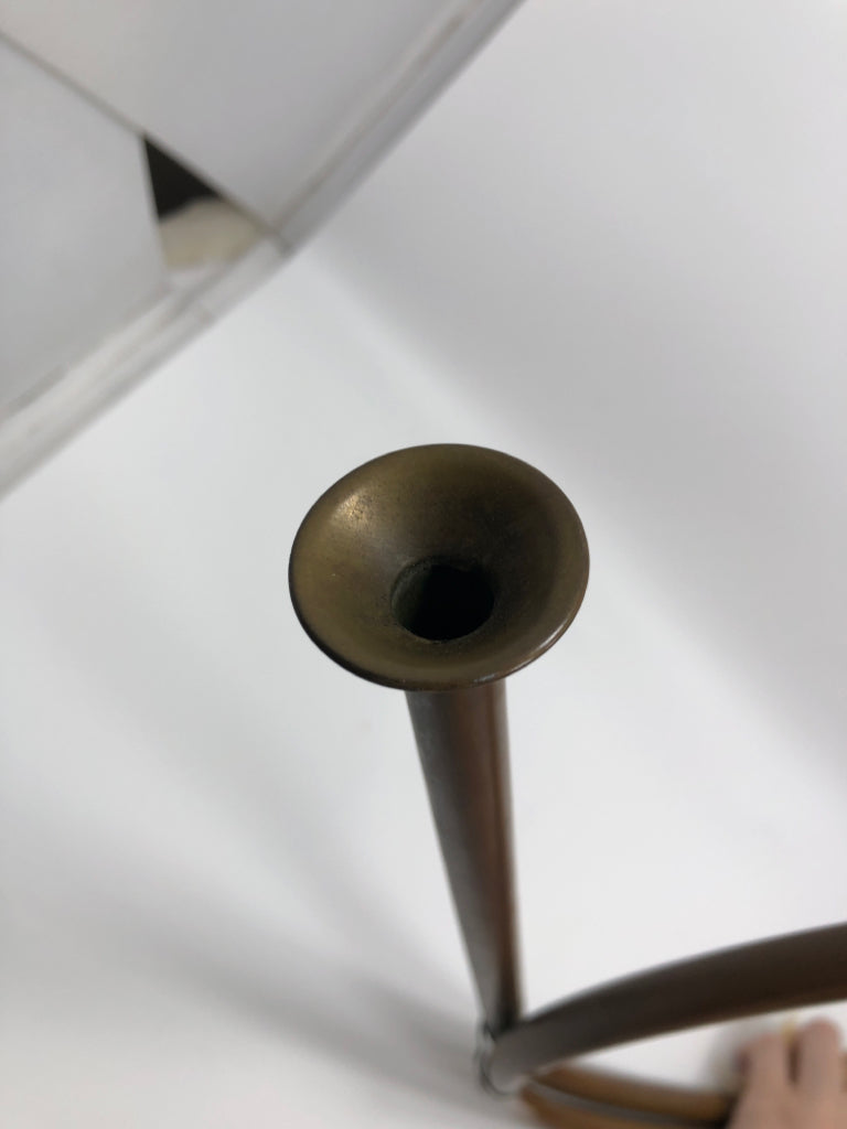 VTG BRASS HORN DECOR W/TWINE.