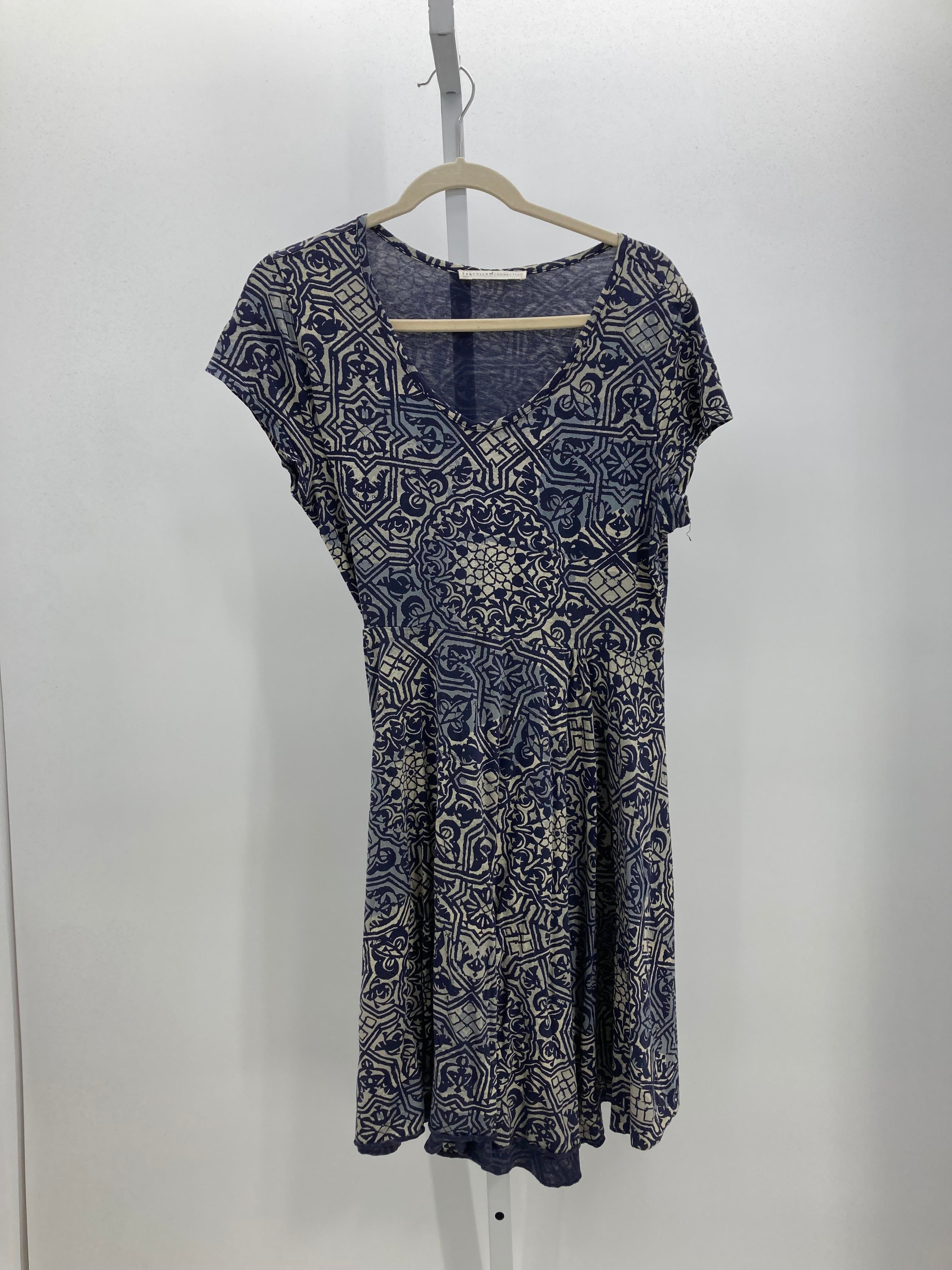 Size Large Misses Short Sleeve Dress