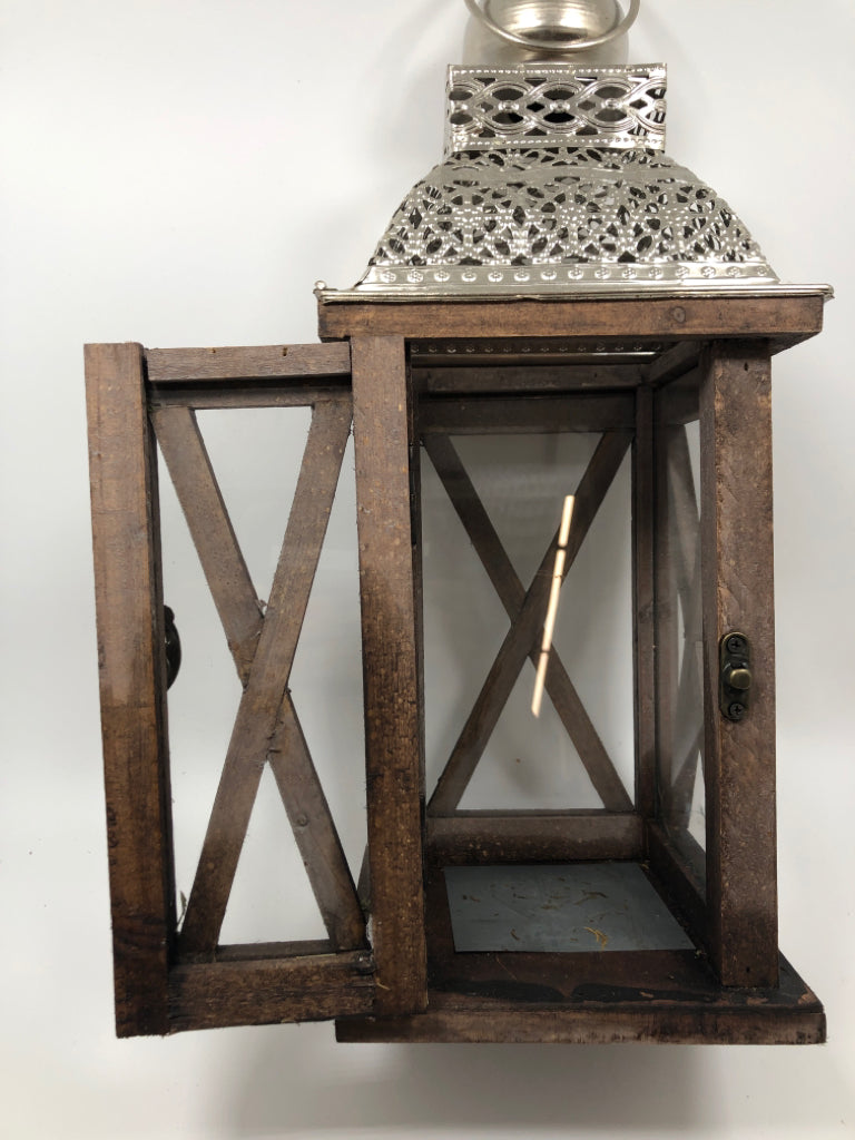RUSTIC WOODEN LANTERN W/SILVER TOP.