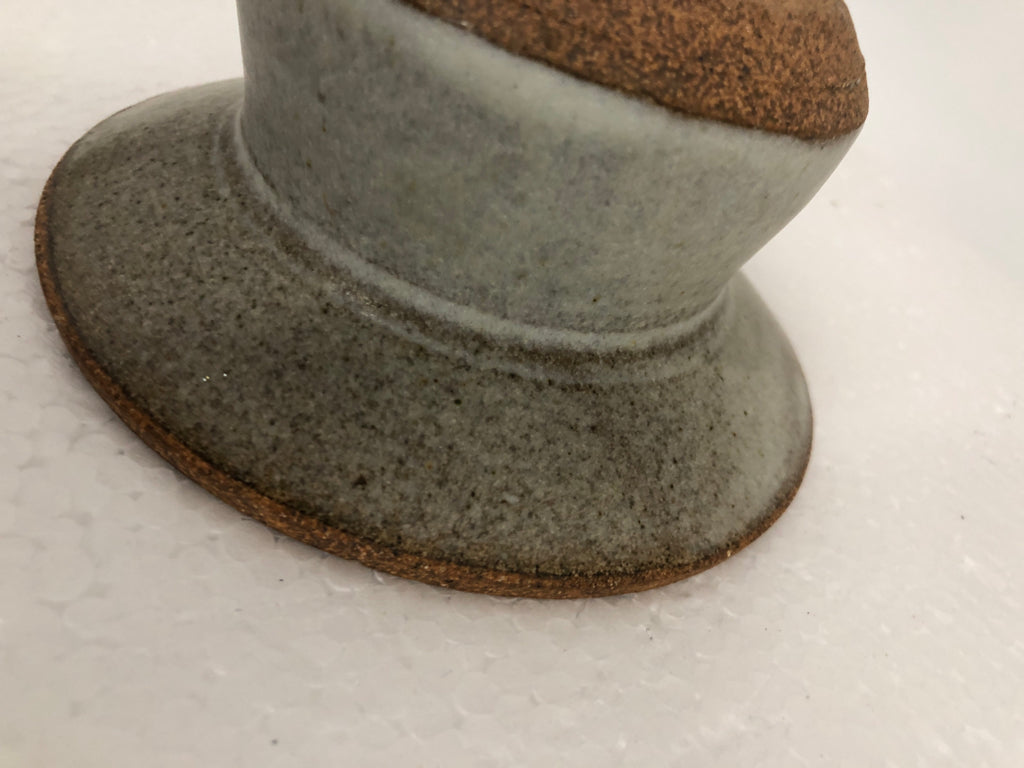 GREY POTTERY DRAGONFLY FLOWER FROG.