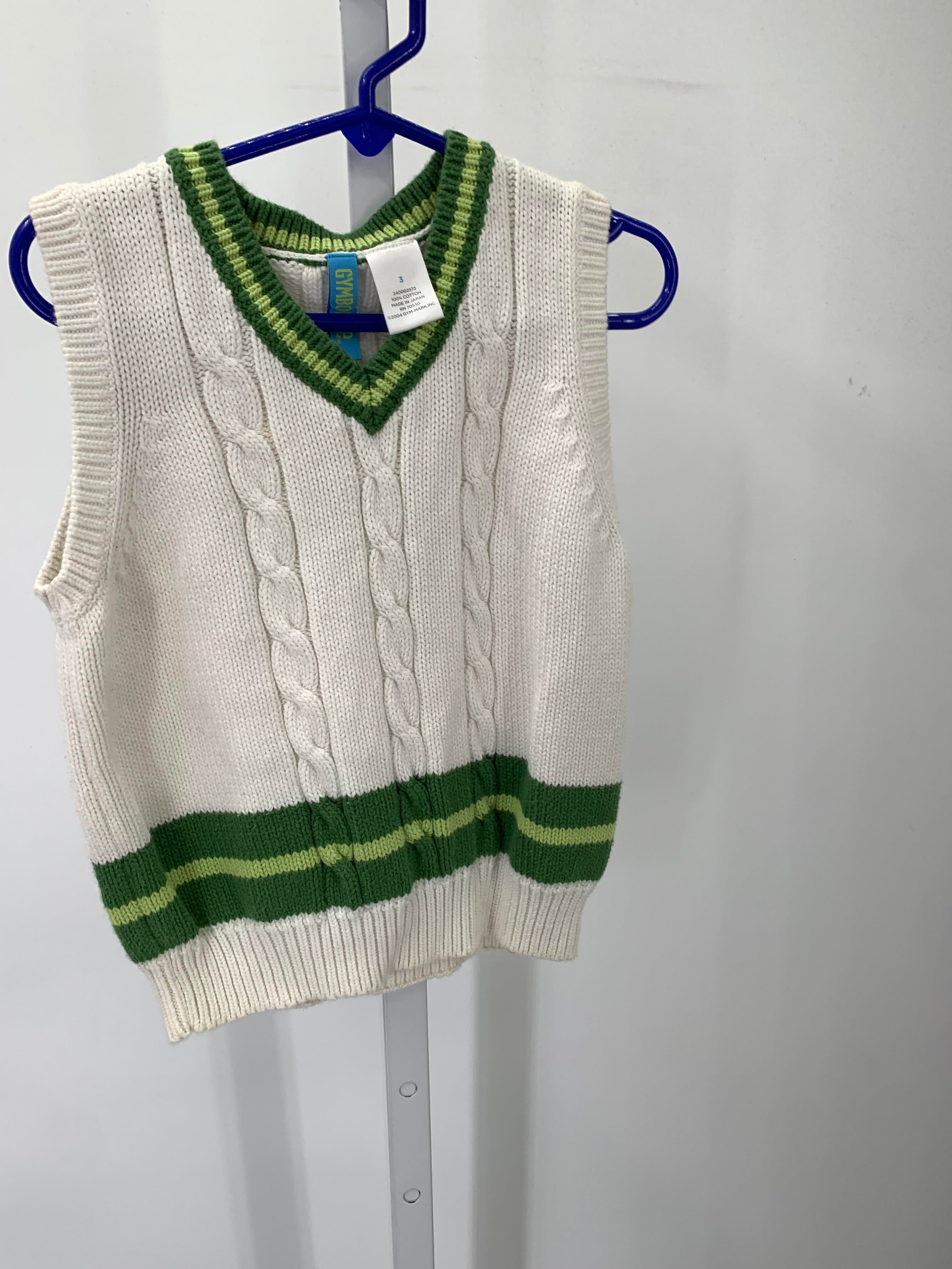 CABLE KNIT SWEATER VEST