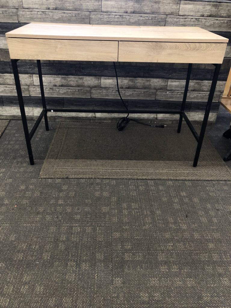 LIGHT WOOD WRITING DESK W/DRAWERS & CHARGING STATION.