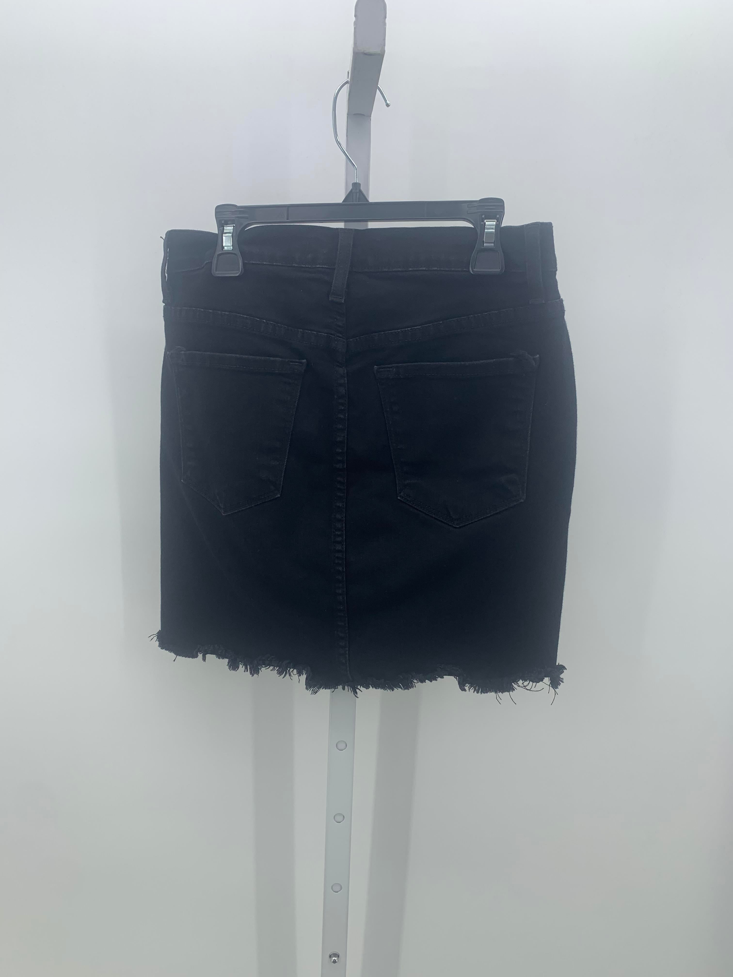 Flying Monkey Size 2 Juniors Skirt