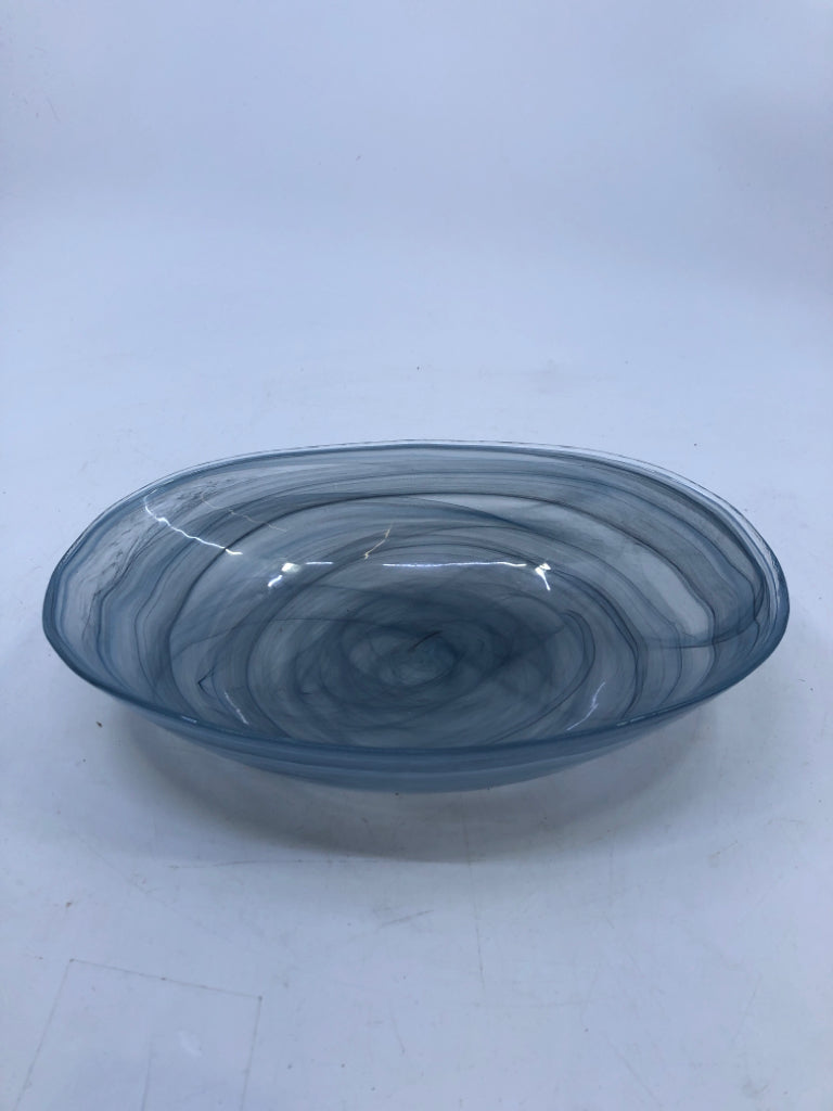BLUE SWIRL BLOWN GLASS BOWL.