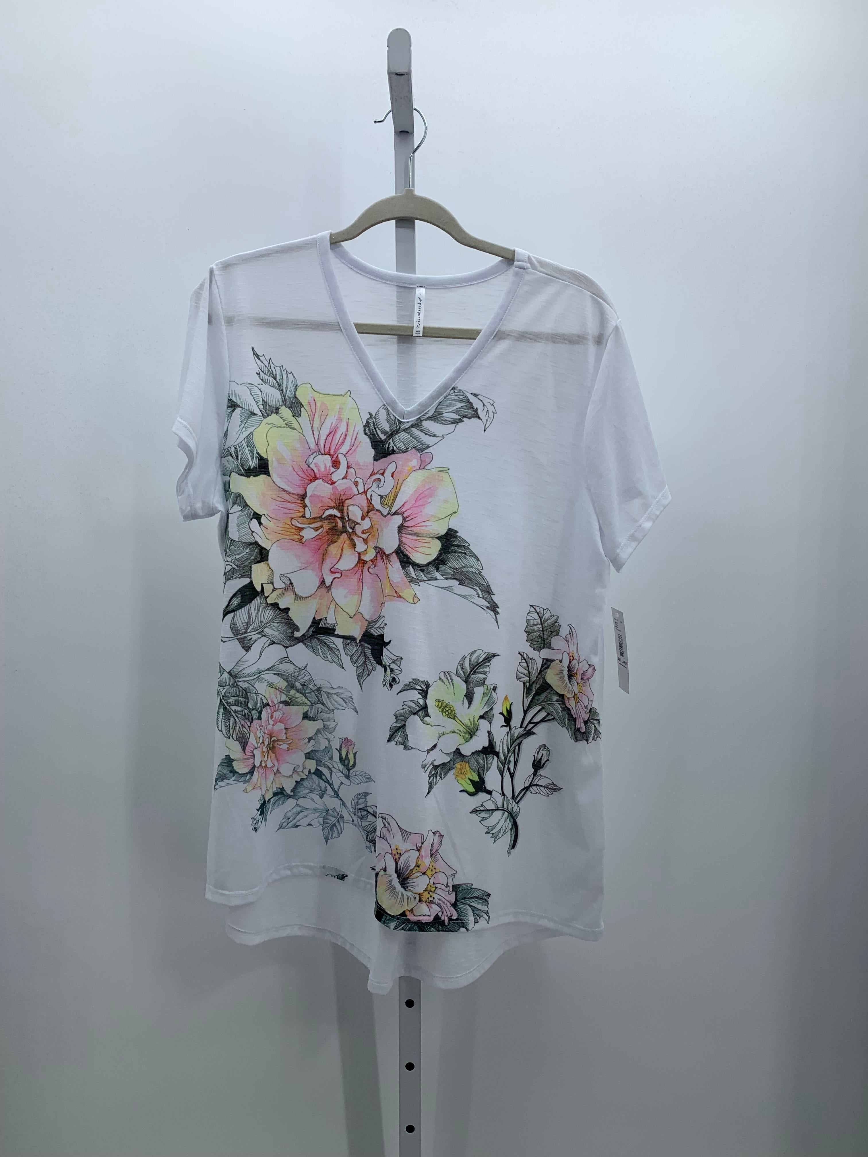 Passport Size Large Misses Short Sleeve Shirt