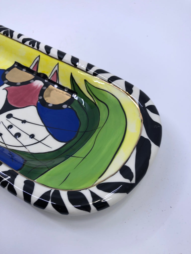CATS WITH SUNGLASSES SERVING DISH.