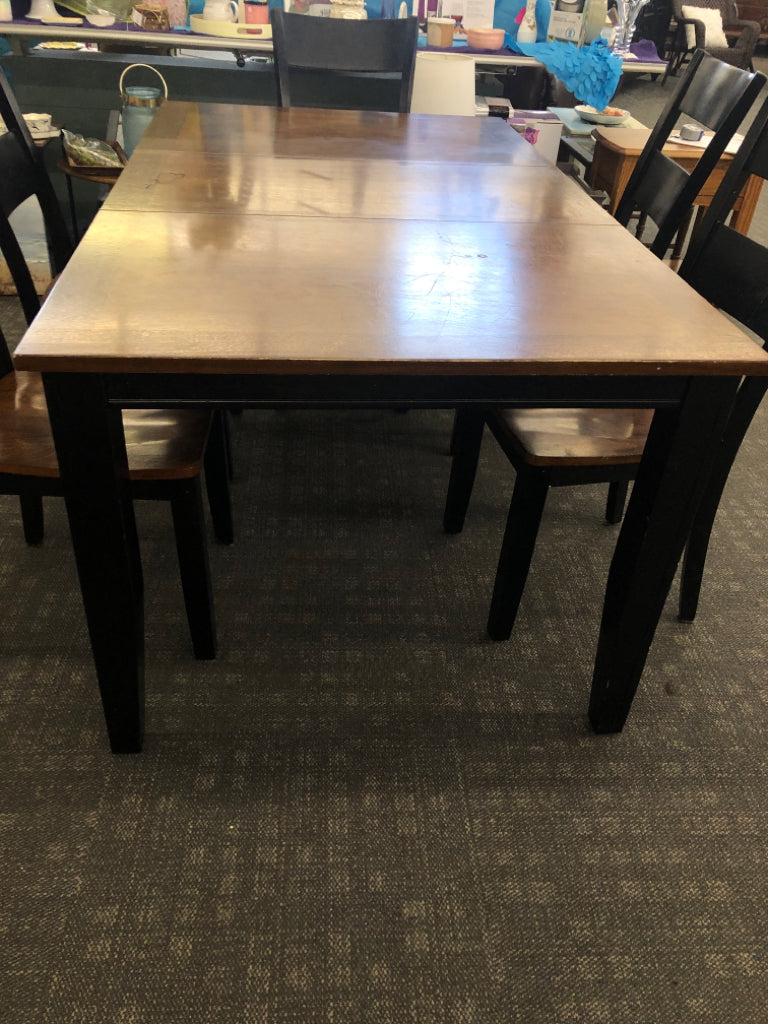 2-TONED WOOD & BLACK DINING ROOM TABLE W/6 CHAIRS.