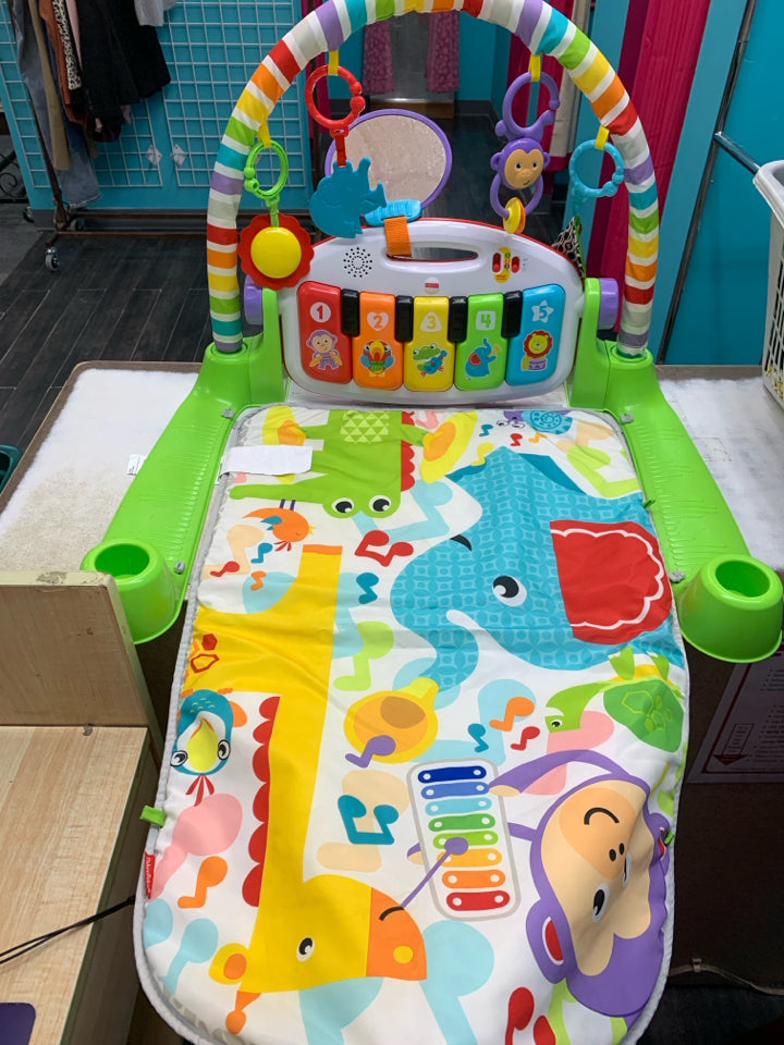 Deluxe Kick and Play Piano Gym