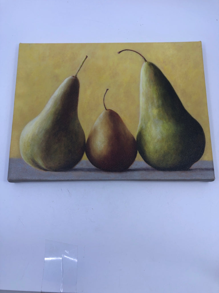 CANVAS PEAR WALL ART.